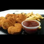Nuggets con papas