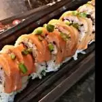 URAMAKI ESPECIAL COM CAMARÃO