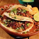 TACO CHICHARRÓN