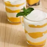 Duraznos con crema