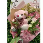 Flores e urso buquê