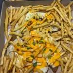 Pizzanesa de pollo papas cheddar (3p