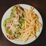 Milanesa  Rúcula y Jamón crudo