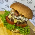MEGA BURGUER
