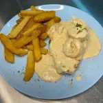 Filete con Camarones a la crema