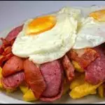 Salchipapas