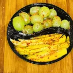 MANGO & GREEN GRAPES
