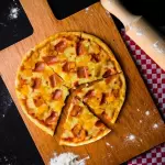 Pizza jamón y queso