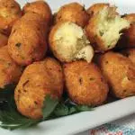 BOLINHO DE BACALHAU