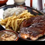 Contra filé com fritas