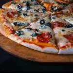 Pizza carnívora
