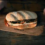 Choripan con queso
