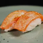 Niguiri Salmão Flambado