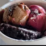 Brownie con helado