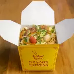 Tallarín Frito con Mariscos
