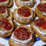 Rulo con mermelada de pimientos