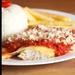Filé de tilápia a parmegiana