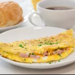 Omelette de jamón