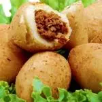 BOLINHO DE AIPIM