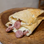 Pastel de Calabresa com queijo