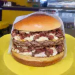 Love burguer duplo bacon