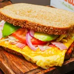 Sandwich de Huevo con Jamon