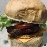 BURGER Clasica carne y Pollo