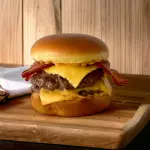 Doble Chipotle Cheese Burger.