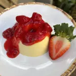Pudim Mascarpone com Morango
