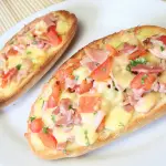 Molletes con jamón