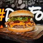 DEU FOME BACON CHEDDAR
