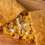 Pastel de Frango com Catupiry