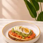 Tostada Salmón Serrano