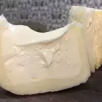 Trufado com Requeijão Cremoso ±500