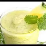 Licuado Piña con Hierbabuena