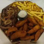 💥PETISCO NA CAIXA DE 25CM