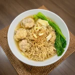 SOPA RAMEN Y WONTON 2 LT