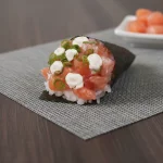 Temaki de Salmão em cubos