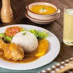 Almuerzo Seco de pollo