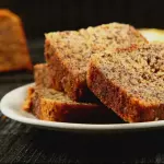 Bolo de maçã com canela