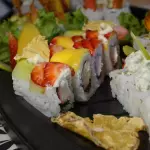 Tropical Roll x 8 u