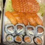 Combinado 22 peças salmão cru