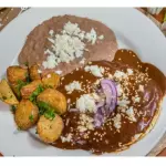 Huevos Enmolados