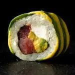 Avocado atún