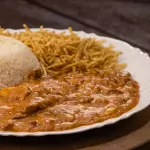 ESTROGONOFE DE CARNE