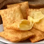 PASTEL DE QUEIJO