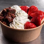 Bolw Frutillas+crema+Brownie