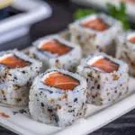 Uramaki (4 unidades)