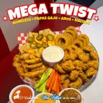 MEGA TWIST! 4 PERSONAS ✨