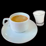 Café Americano Cortado